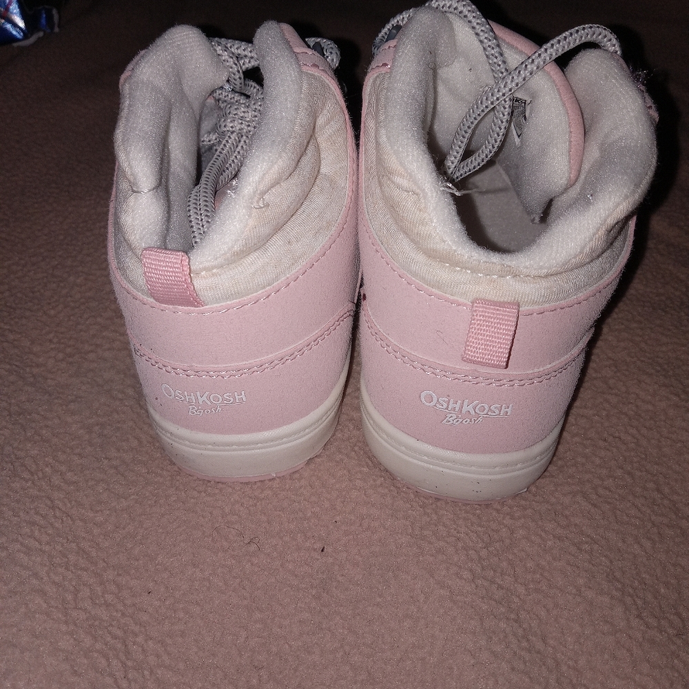 Boots - Picture 4 of 8